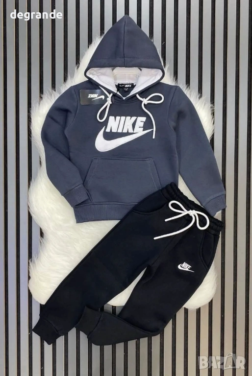 Комплект за Момчета Nike    Сив   2  4  6  8  г. , снимка 1
