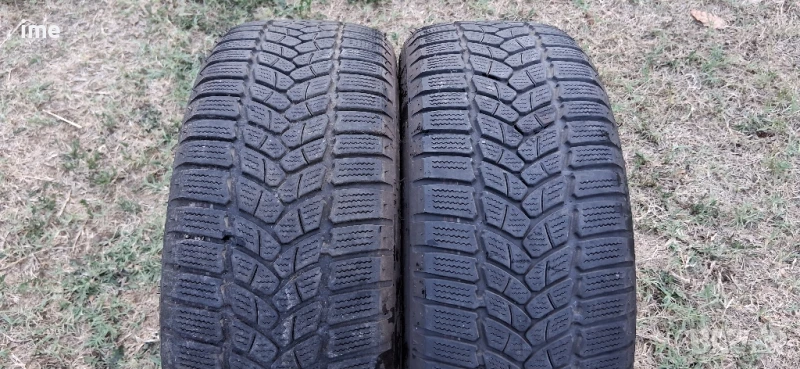 2бр зимни гуми 195/55R15. Firestone Winterhawk3. DOT 2418. 5 мм дълбочина на шарката...., снимка 1