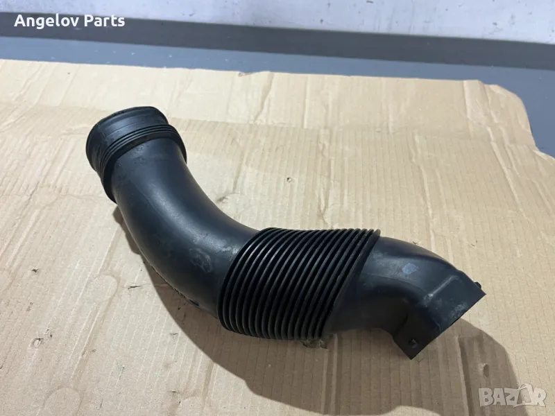 Въздуховод за Mercedes E-class W210 E200 / 220 CDI, снимка 1