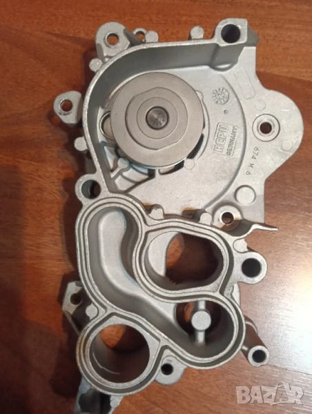 Нова водна помпа HEPU за  Vw,Skoda и Seat, снимка 1