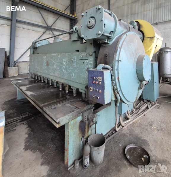 Гилотина за ламарина до 20мм., снимка 1