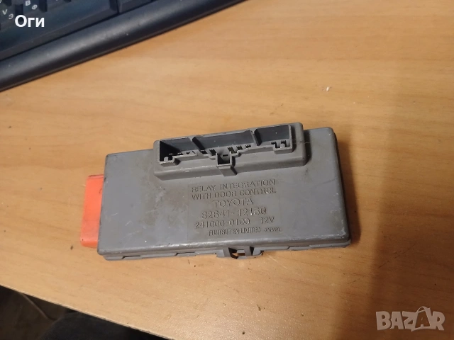 Модул централно заключване за Тойота корола 97-01г. 82641-12150241000-0100