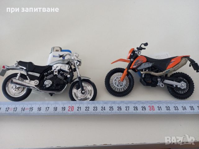 Мотори метал и пластмаса, 1:18 - Yamaha, KTM, снимка 2 - Колекции - 41968488