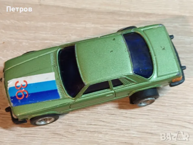 Mercedes Benz 450SLC 1:48, снимка 2 - Колекции - 47710531