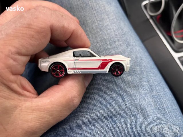 Hot wheels Shelby GT 500, снимка 4 - Колекции - 50239060