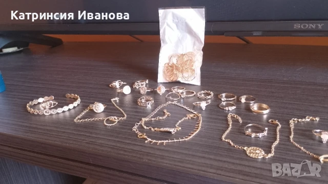 Промоция!!!Пръстени и гривни 10 броя-18 лв 