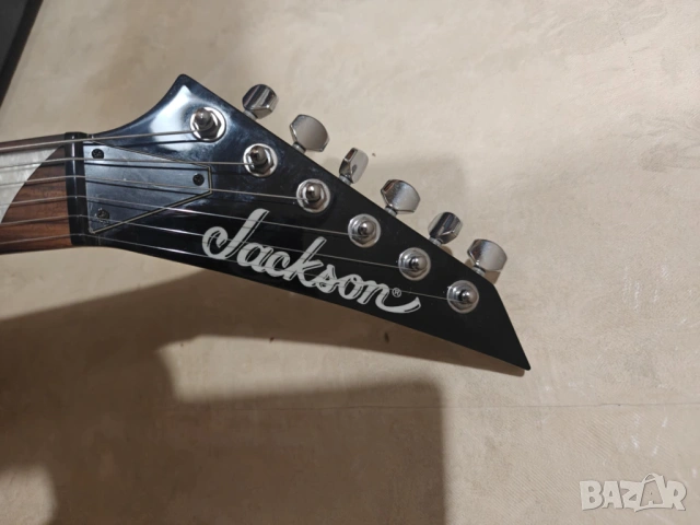 Jackson JS23 Dinky ,Made in India, 2010 год, снимка 6 - Китари - 53356940