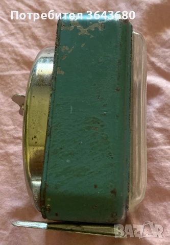 Будилник Б84 ретро, съветски, оригинал, работещ отлично., снимка 5 - Антикварни и старинни предмети - 50741579