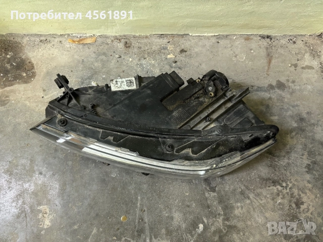 Ляв Фар за Volkswagen Passat B8, снимка 2 - Части - 52504577