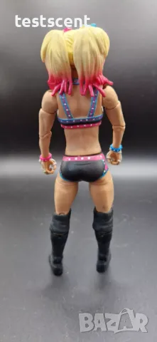 Екшън фигура WWE Alexa Bliss Lexi Kaufman Алекса Блис Elite , снимка 4 - Фигурки - 48449316