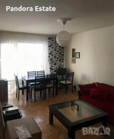 Продава двустаен апартамент в кв. Надежда 4