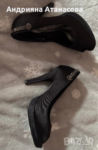 Обувки на ток