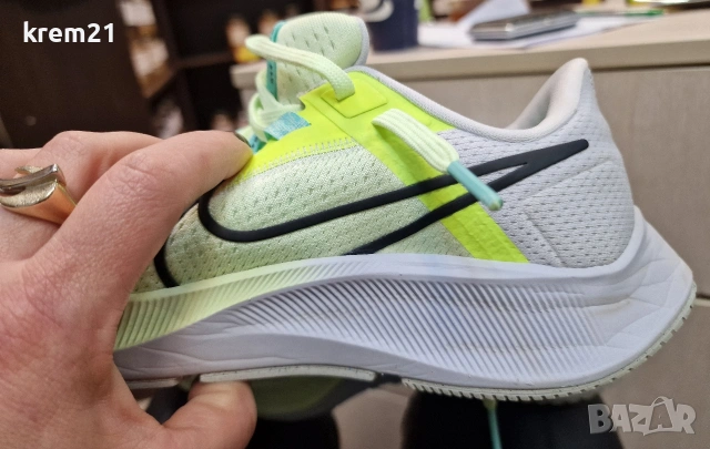 Nike Pegasus дамски маратонки размер 39, снимка 16 - Маратонки - 53508947