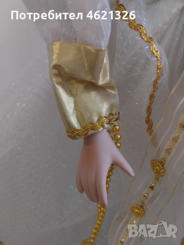 Винтидж колекционерска немска порцеланова кукла принцеса в кралска рокля като нова, снимка 7 - Декорация за дома - 52044240