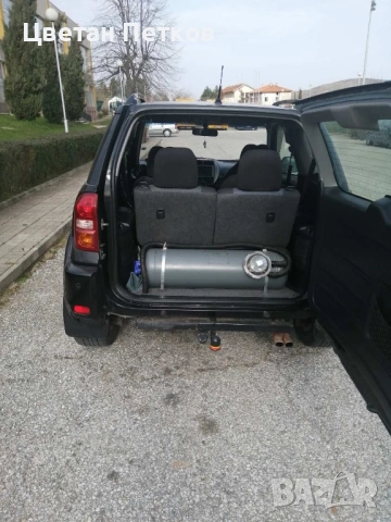 Toyota Rav4 , снимка 4 - Автомобили и джипове - 53896602