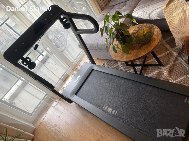 Бягаща пътека Technogym MyRun, снимка 7 - Фитнес уреди - 53603011