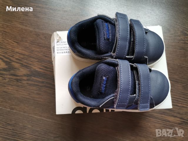 Кожени маратонки adidas, снимка 3 - Детски маратонки - 45427613