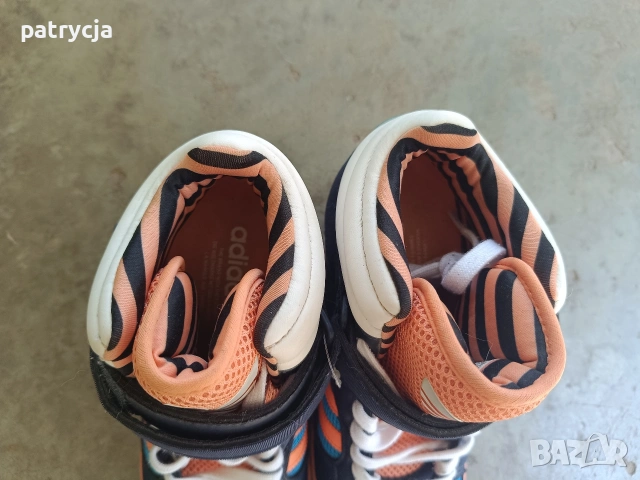 Adidas Amberligt дамски маратонки на платформа 40, снимка 3 - Маратонки - 53881168