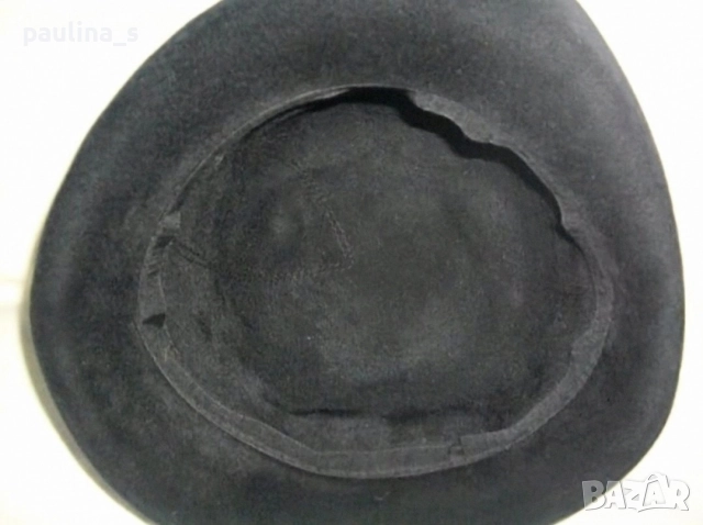 Три различни броя / Винтидж / Дамско бомбе / естествена ангора / естествена вълна / шапка, снимка 12 - Шапки - 16645584