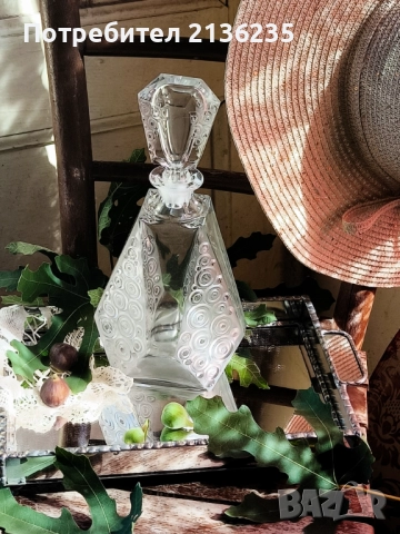 Кристална гарафа Бохемия, снимка 4 - Антикварни и старинни предмети - 51706586
