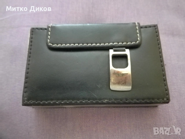 калъвче кожено ново за карти визитки марково Aviator с две прегради
