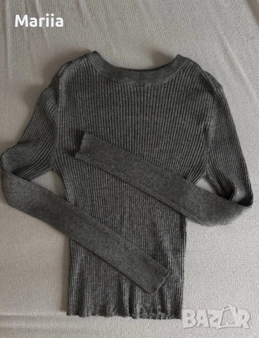 Елегантен еластичен полуголф Pull&Bear – мека вискоза, много удобен, снимка 2 - Блузи с дълъг ръкав и пуловери - 52897094