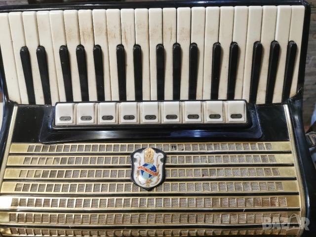 акордеон WELTMEISTER  - 96 БАСА, снимка 3 - Акордеони - 53165288