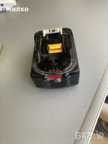 Батерия Makita 18v 5Ah, снимка 2 - Други инструменти - 53540986