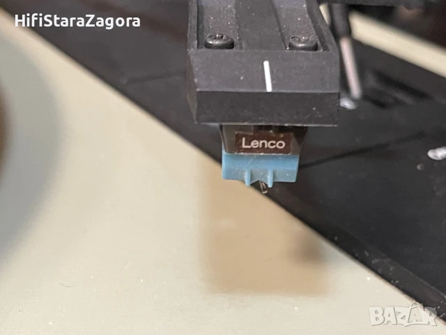 Lenco L133, снимка 2 - Грамофони - 51402820