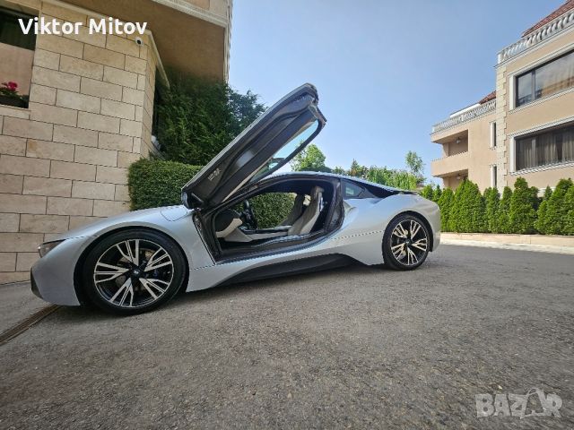BMW i8 2016 бензин/ток, снимка 2 - Автомобили и джипове - 45871925