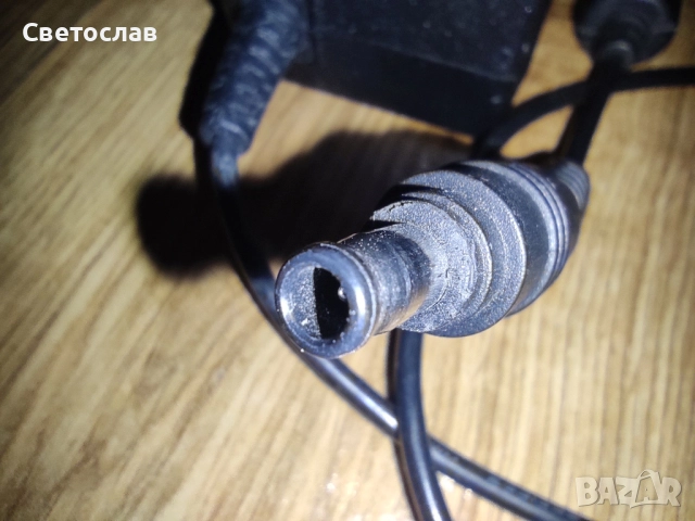 Зарядно за лаптоп SAMSUNG, снимка 6 - Части за лаптопи - 52765044