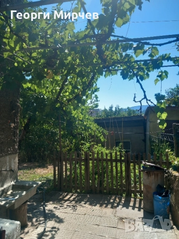 Продавам къща в Перник, кв.Варош -собственик , снимка 10 - Къщи - 52363453