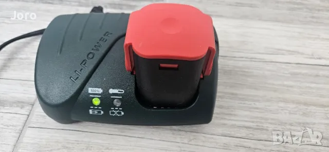 чисто нови зарядно и батерии metabo d-72622, снимка 8 - Винтоверти - 48315417