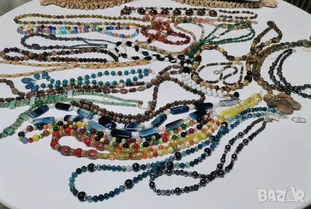 САМО 50 Евро!!! 23 БРОЯ гердани и колиета от натурални камъни, снимка 11 - Колиета, медальони, синджири - 53354834