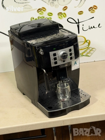 Кафемашина кафе автомат delonghi magnifica S с гаранция, снимка 9 - Кафемашини - 53690852