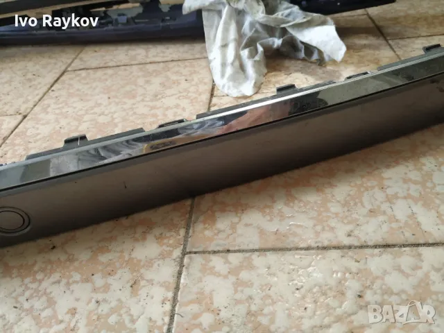 Централна лаисна ,предна броня , парктроник за BMW 7 E65 E66 , 51127135574, снимка 2 - Части - 49966492