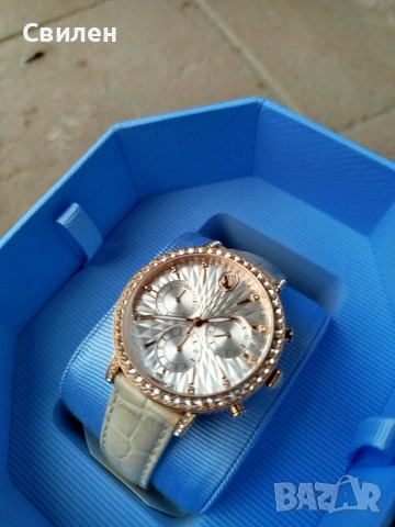 Дамски часовник Swarovski Tennis Matrix Chrono, снимка 7 - Дамски - 53121591