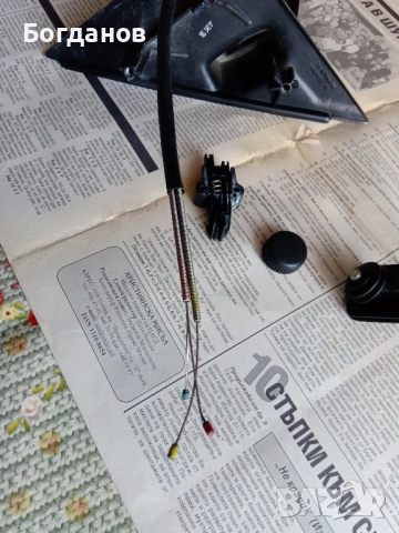 Дясно огледало за Фолксваген Пасат 2 1990 г., снимка 4 - Аксесоари и консумативи - 51770127