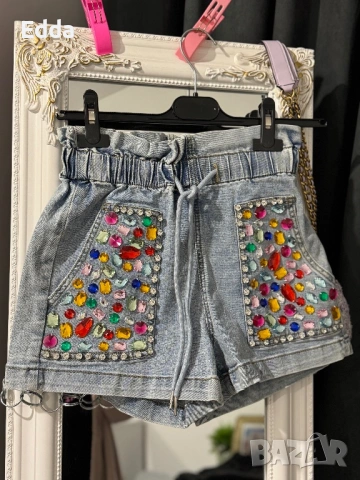 Къси панталонки в бяло и синьо , снимка 2 - Къси панталони и бермуди - 53459300