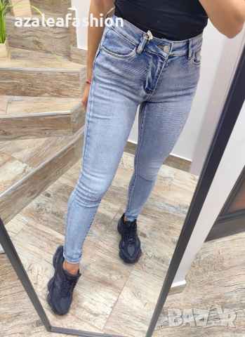 Дънки слим фит с push up ефект, снимка 2 - Дънки - 52733657