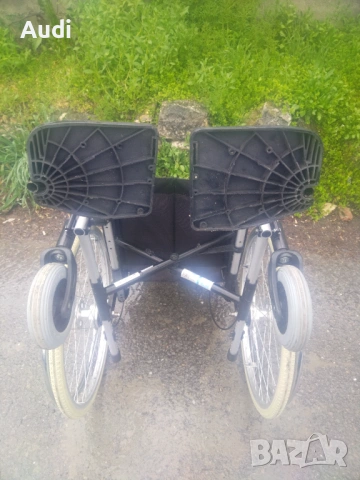 Сгъваема инвалидна рингова количка със степенки Марка: INVACARE Ширина на седалката 45см Дълбочина 4, снимка 7 - Инвалидни колички - 54009941