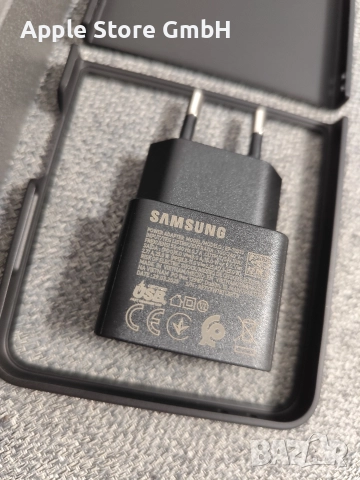 Samsung Z Flip 7 JetBlack 12GB RAM / 256 ROM, снимка 11 - Samsung - 52636224