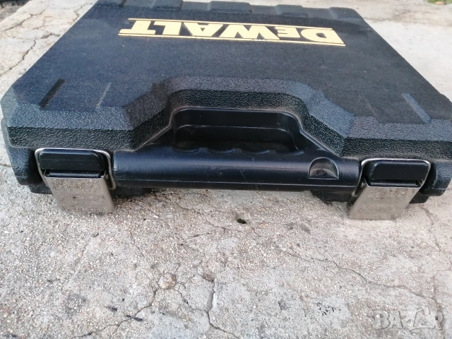 Винтоверт DeWalt, снимка 3 - Винтоверти - 53014144