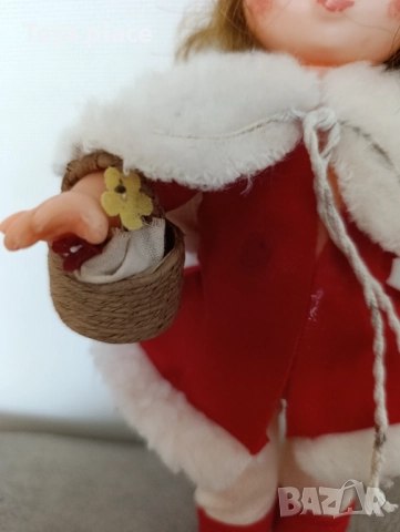 Стара кукла от соца Червената шапчица , снимка 3 - Колекции - 51709024