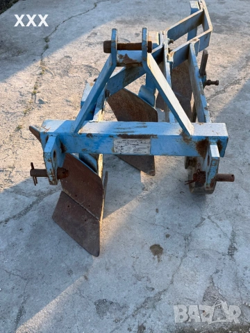 Плуг 3х20 за малки японски трактори 