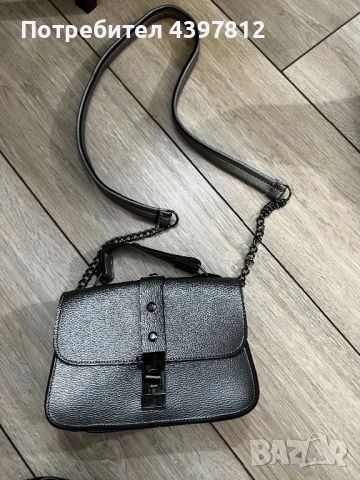 ПОДАРЯВАМ дамски чанти, снимка 5 - Чанти - 53926534