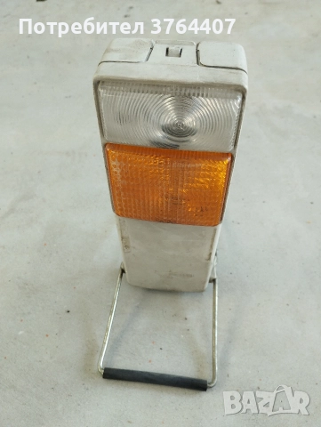 Аварийна лампа HELLA , снимка 2 - Аксесоари и консумативи - 52687522