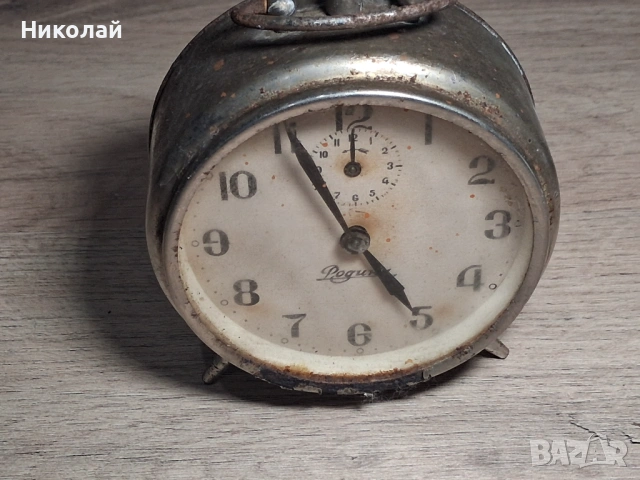Стар Будилник Настолен Часовник Родина, снимка 11 - Антикварни и старинни предмети - 53817359