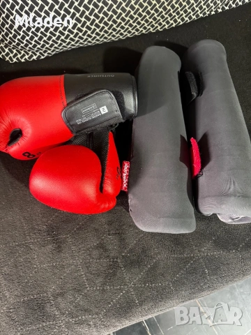 Ръкавици и протектори за кикбокс, снимка 2 - Бокс - 53516747