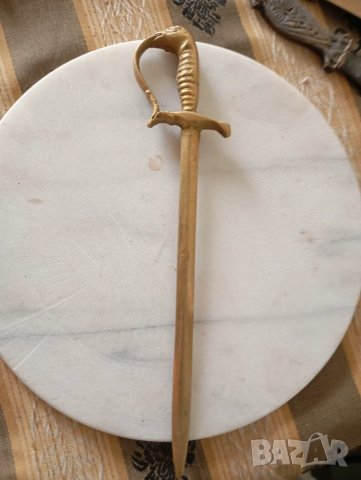 Ножче за писма-сабя